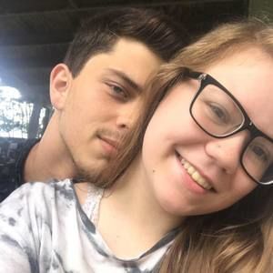 Meet your Posher, Ethan